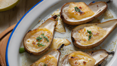 Poires comice gratinées au Roquefort