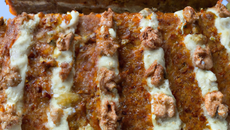 Cake aux carottes, feta et noix