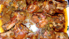 Cuisses de poulet façon 'Mouchkéla Rose'