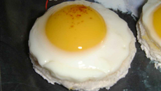 Toasts aux œufs de caille