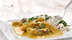 Poulet au curry et aubergines grillées