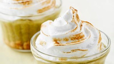 Rhubarbe meringuée maison