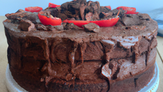 Gâteau avec beaucoup de chocolat