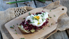 Œufs à la couille d’âne comme une bruschetta