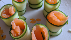 Roulé de saumon au concombre