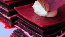 Millefeuilles de betteraves à la ricotta