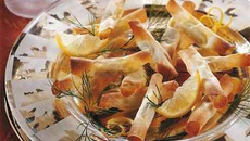 Frivolités de fines de claire