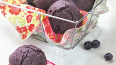 Muffins aux fruits des bois (myrtilles et cassis)