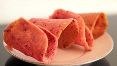 Tuiles croustillantes aux framboises