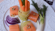 Papillottes de saumon et sa julienne de légumes