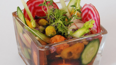 Potage Ariaké glacé aux légumes croquants citronnelle gingembre