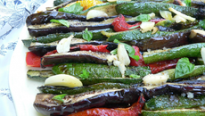 Légumes grillés, basilic et menthe