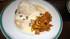 Ailes de raie sauce citronnée