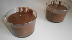 Mousse au chocolat enrichie en beurre