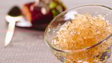 Terrine de confit de canard au foie gras et à la gelée au Sauternes