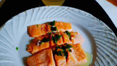 Saumon au gingembre et jus d'orange