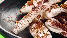 Meringue chocolatée aux noisettes torréfiées