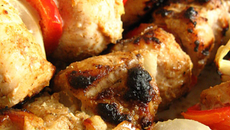 Brochettes de porc marinées au massalé