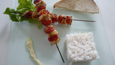 Brochettes de dinde à la sauce moutarde