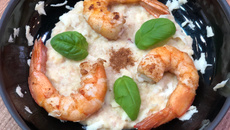 Crevettes sautées au basilic et au panais