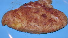 Escalope de poulet panée