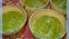 Flan d'asperges vertes relevé au tahin