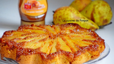 Gâteau renversé aux poires caramélisées et aux épices