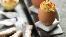 Œuf cocotte au jambon ibérique et sésame, Savora en émulsion