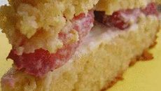 Le Victoria Sponge aux Fraises Fraîches