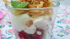 Vacherin pommes framboises