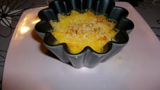 Crème brûlée à la nectarine et caramélisée à la noix de coco