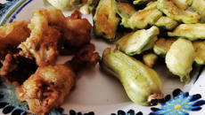 Lapin frit et beignets de courgette