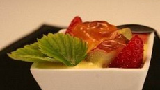 Fruits , Gelée Rosée Mam'zel An'gel au sabayon de Champagne
