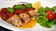 Involtini de veau et chorizo aux pommes de terre et basilic, sauce citronnée