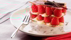 Millefeuille chocolat blanc framboises