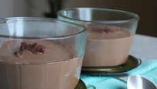 Mousse au chocolat sans sucre, sans œuf !