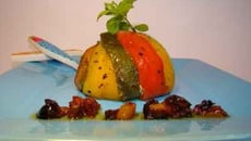 Terrinette aux poivrons confits et filets de rouget, sauce vierge