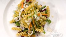 Salade de Fusilli aux légumes et encornets