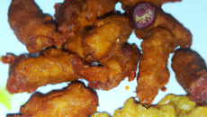 Tempura de chipolatas aux cebettes et raifort