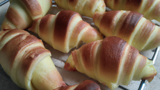 cornet au pain de mie grillé fouré