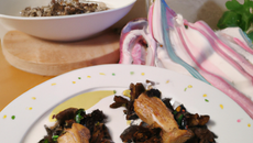 Cuisses de chapon aux morilles et Riesling