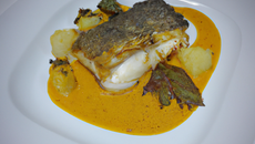 Turbot rôti à la bière compotée de Soissons