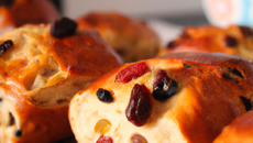 Petits pains aux fruits secs