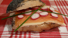 Smørrebrød. (prononcez sssmeurrrrrrebreeeeeuuuuut)