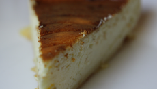 Tarte au fromage blanc et à la confiture de mirabelle