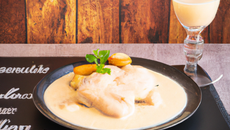 Poulet à la crème et au champagne