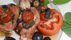 Saltimbocca de râble de lapin aux tomates confites et aux olives noires