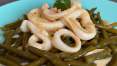 Calamars aux haricots et à la crème