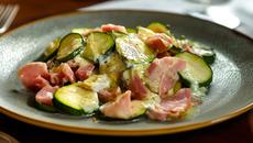 Courgettes à la crème fraiche et au jambon