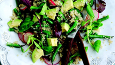 Salade de quinoa, de radis et d'avocat Hass